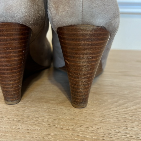 Coach Suede Boots - Picture 4 of 10